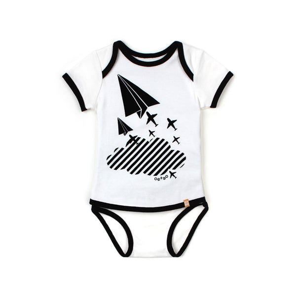 EASYEO Panorama In A Flash Monochrome Baby Romper
